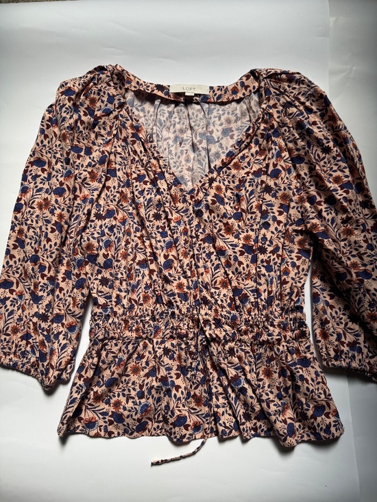 LOFT Tops - LOFT Floral Peplum Blouse Large Pink Blue V-Neck 3/4 Sleeve
